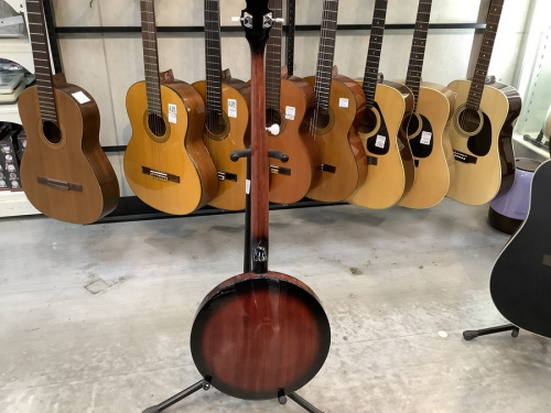 Humming Bird REMOの浦和 楽器