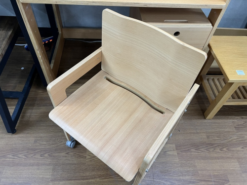 ナチュラル家具の浦和　リサイクルショップ