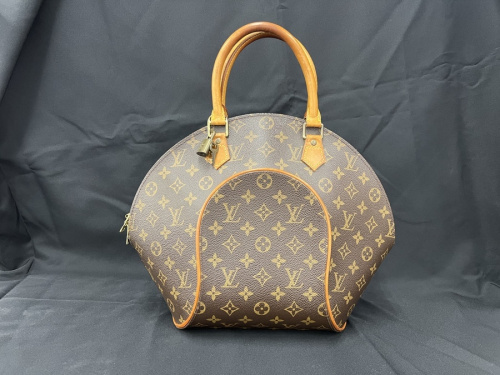 ハンドバックのLOUIS VUITTON