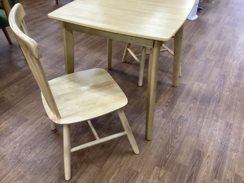 アーバン通商の中古　家具