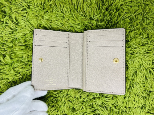 ポルトフォイユ・クレアの中古 LOUIS VUITTON