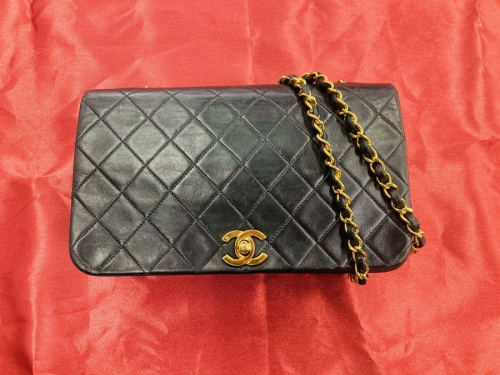 バッグのCHANEL シャネル