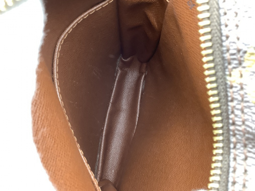 LOUIS VUITTON　モノグラムの中古　LOUIS VUITTON