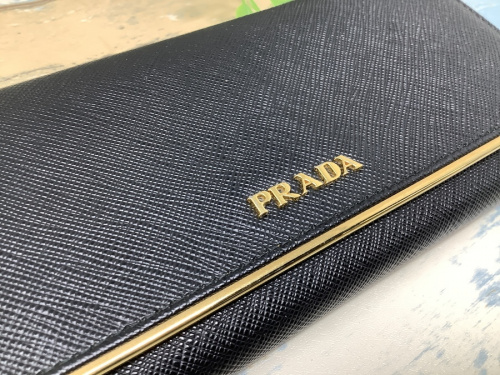 PRADAのプラダ 財布