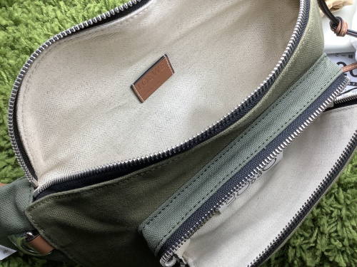 トレファク ロエベ¥のロエベ バムバッグ
