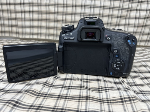 中古　一眼レフカメラ