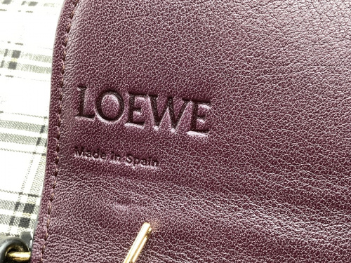 中古　LOEWEのトレファク　ロエベ