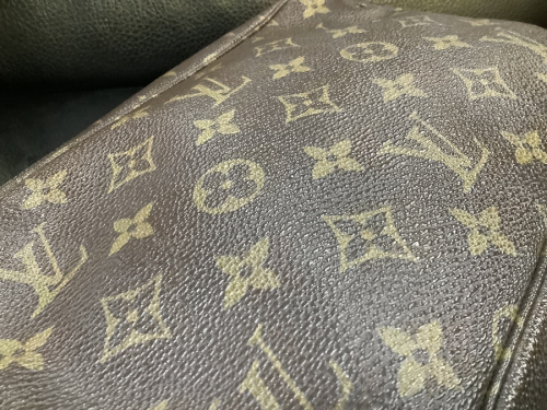 LOUIS VUITTON　コスメポーチのLOUIS VUITTOＮ　ポーチ
