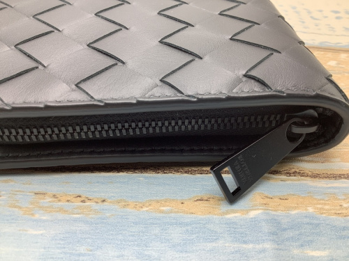 ボッテガヴェネタ 財布のBOTTEG VENETA ZIPAROUND WALLET