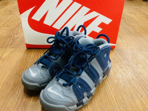 浦和 中古 スニーカーの浦和 中古 古着