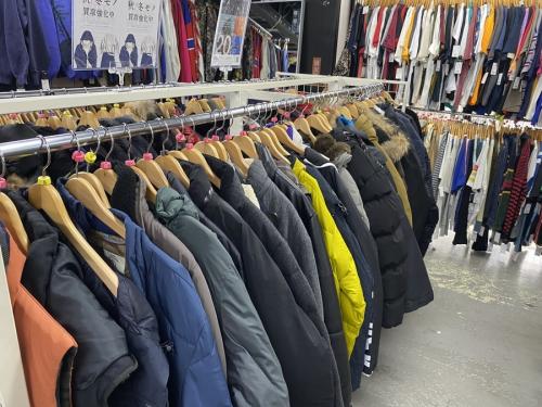 モンクレールのCANADA GOOSE