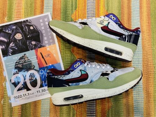 スニーカーのNIKE