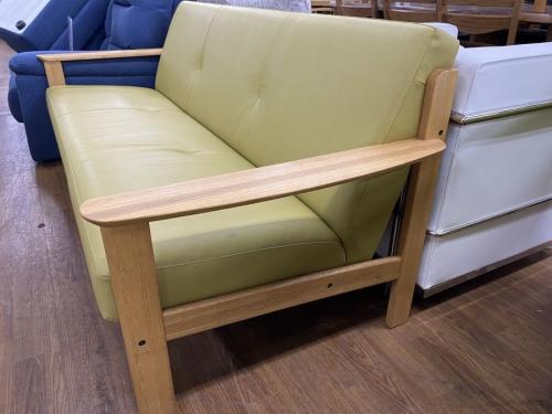 ソファのkarimoku