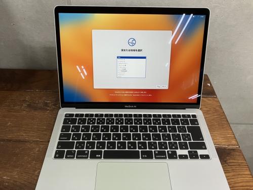 MacBook Airのマックブックエアー
