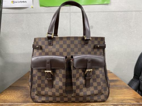バッグのLOUIS VUITTON
