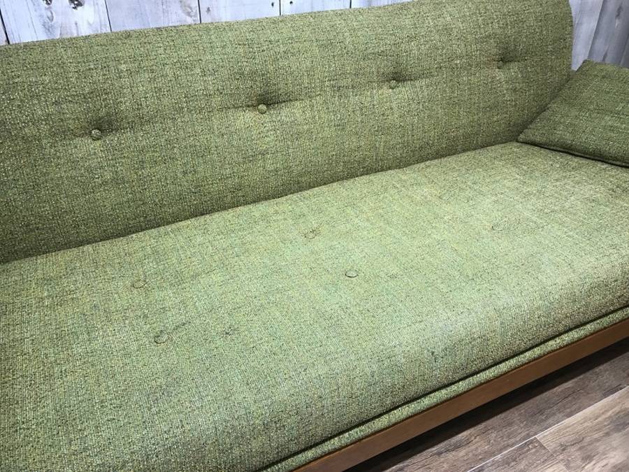 アメリカ西海岸風。ACME Furniture(アクメファニチャー)のウィン アメリカ西海岸風。ACME Furniture(アクメファニチャー)のウィン