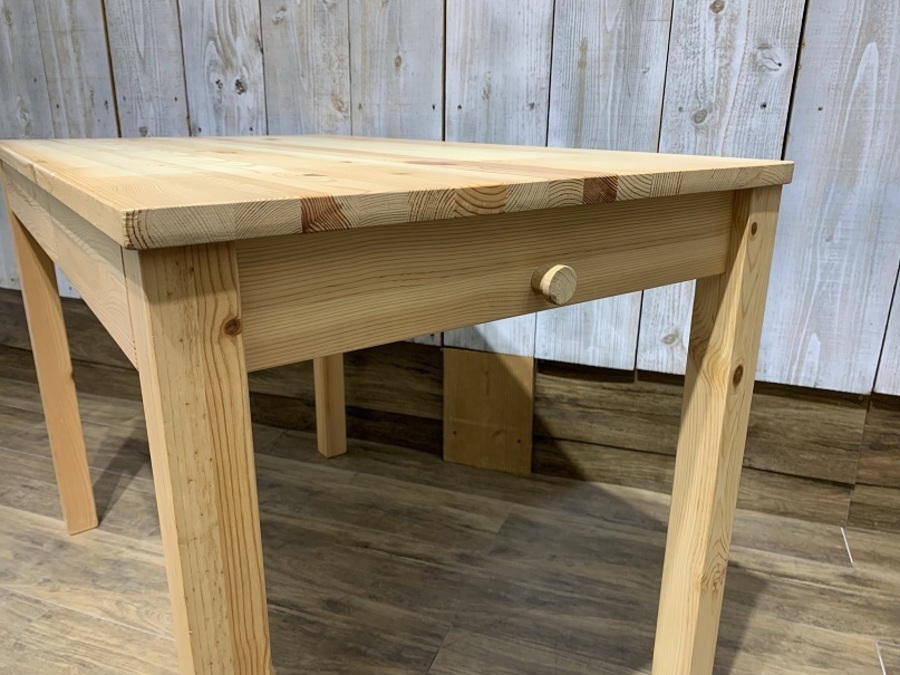 新生活にオススメなセット。無印良品のパイン材デスクとワーキング