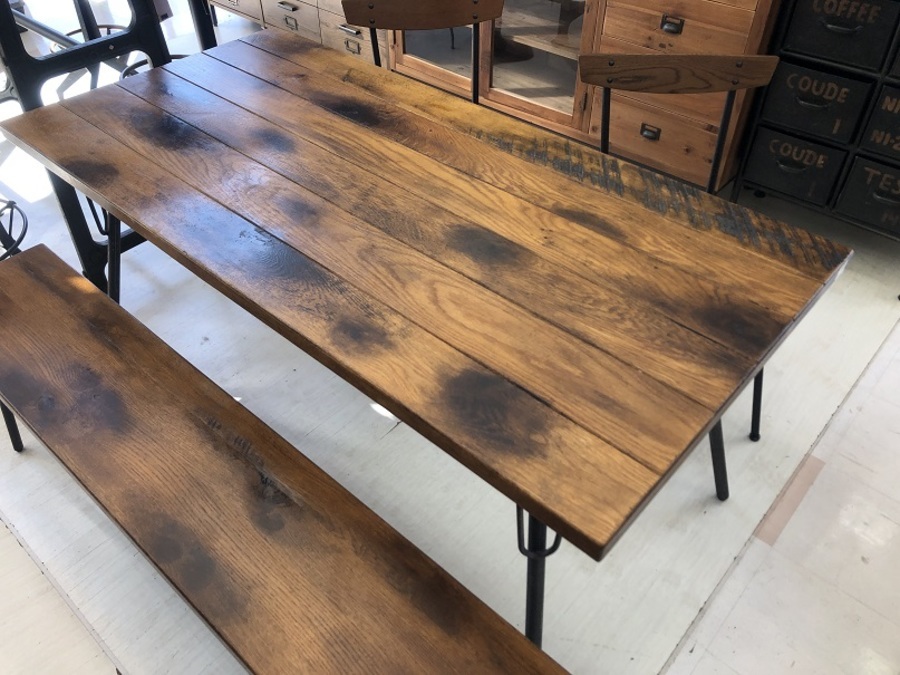 ACME Furniture(アクメファニチャー)のGRANDVIEWシリーズの