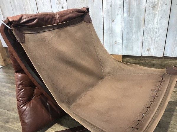北欧ビンテージ】VATNE(バットネ)ファルコンチェア入荷しま 北欧ビンテージ】VATNE(バットネ)ファルコンチェア入荷しま