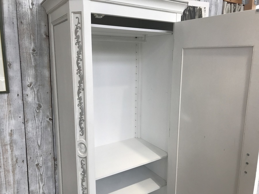 COUNTRY CORNER（カントリーコーナー）】姫系ミラー付クローゼットが