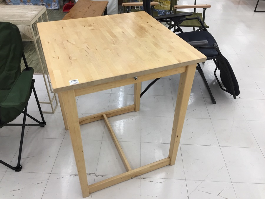IKEAの商品が盛り沢山！！ダイニングテーブル VASTANBYシリーズ 
