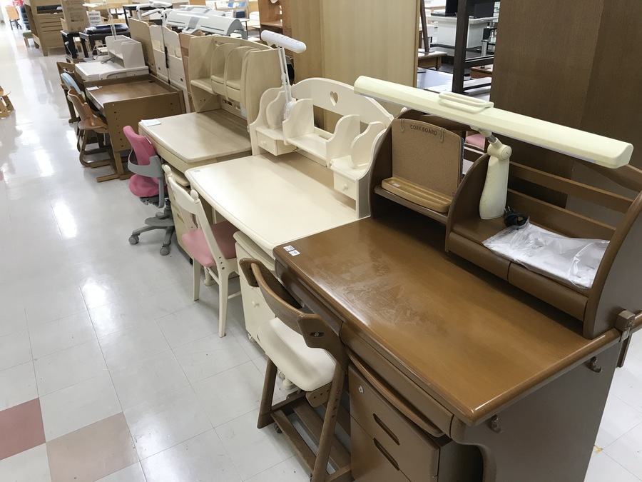 大塚家具専用です。 ダイニングチェア「アン」板座 ウォールナット材 | 【公式】大塚