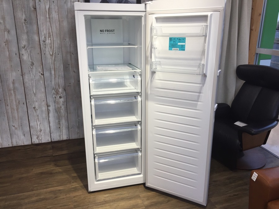 ハイアール冷蔵庫 ハイアールJF-NUF280A 【中古】