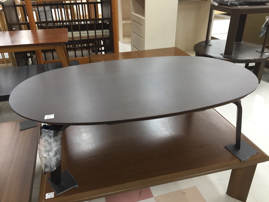 コタツ大量展示中！無印良品・ニトリ・ユアサなどお買い得品が