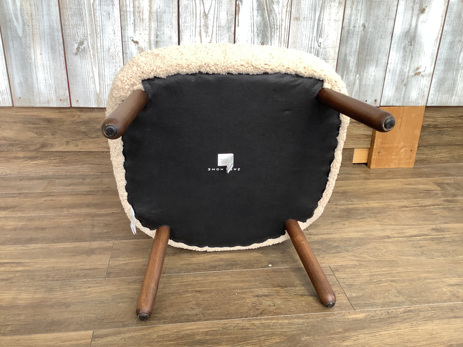 ZARA HOME（ザラ ホーム）】アームチェアが2脚入荷しました