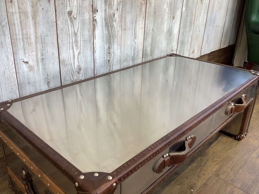 HALO(ハロ)】トランクデザインのコーヒーテーブル(SLAB SMALL HALO(ハロ)】トランクデザインのコーヒーテーブル(SLAB SMALL