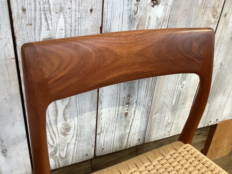 J.L Moller(ジェイエルムラー)】デンマーク製チーク材チェア J.L Moller(ジェイエルムラー)】デンマーク製チーク材チェア