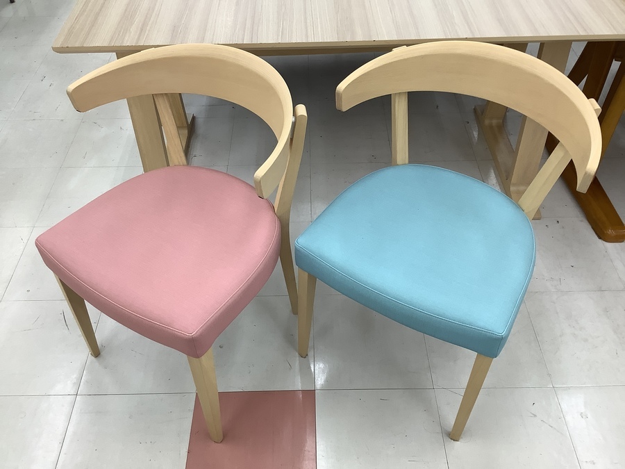 【トレファクマーケット久喜店】karimoku　ダイニング4点セット お値段見直しました！ karimoku (カリモク) のダイニングセットのご