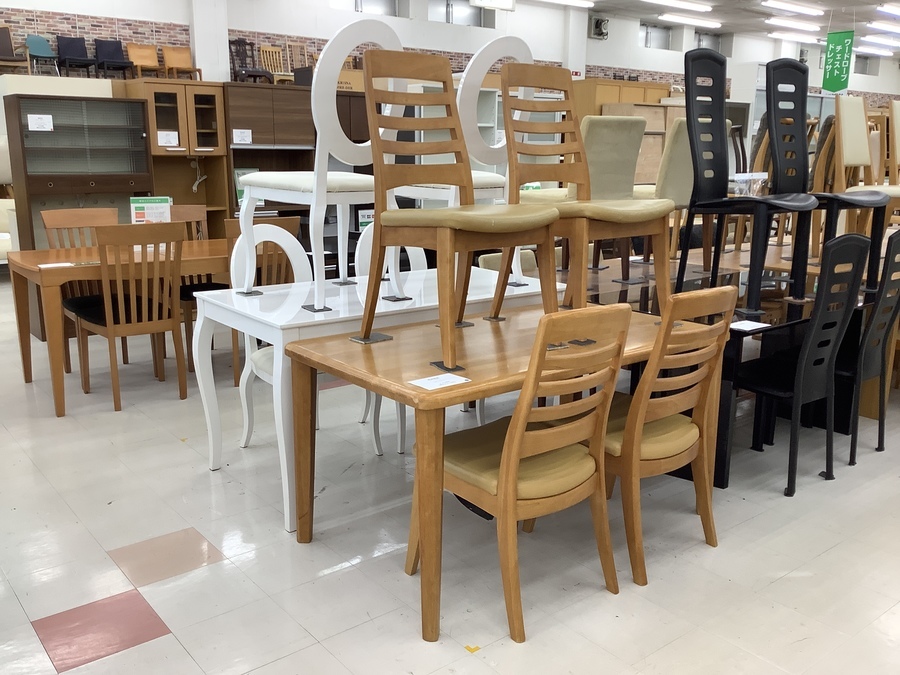 【トレファクマーケット久喜店】karimoku　ダイニング4点セット スマホで購入】karimoku (カリモク) ダイニング5点セット ブラウン