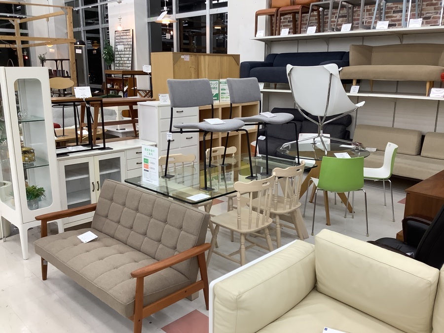 もう買えない？IKEAのアームレスト付ワイヤーチェア（VASMAN）が入荷