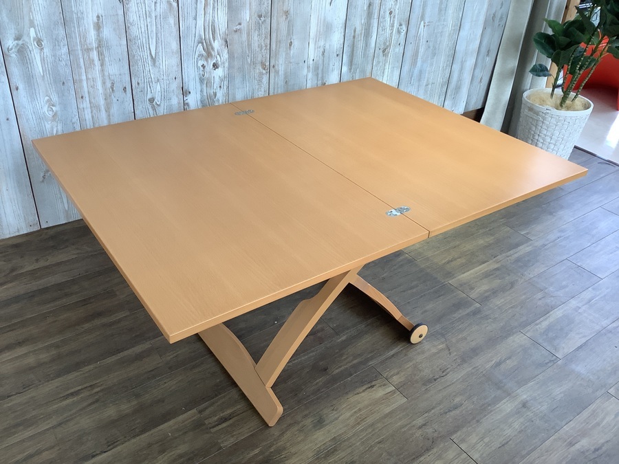 カリガリス昇降テーブル【ほぼ送料のみで販売‼️】 Calligaris（カリガリス）】天板が広がるマルチなアジャスタブル