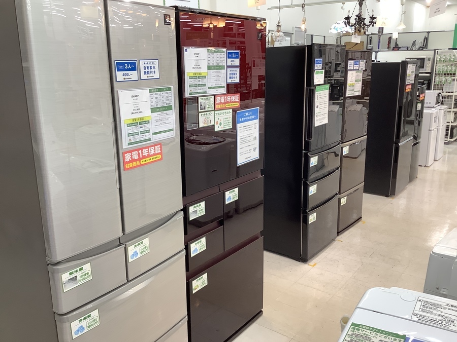 おすすめ品】AQUA (アクア) 4ドア冷蔵庫 379 AQR-361A 2012年製 355L
