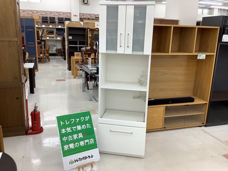 数量限定訳ありセール品のご紹介！ニトリの食器棚が税込5.000円
