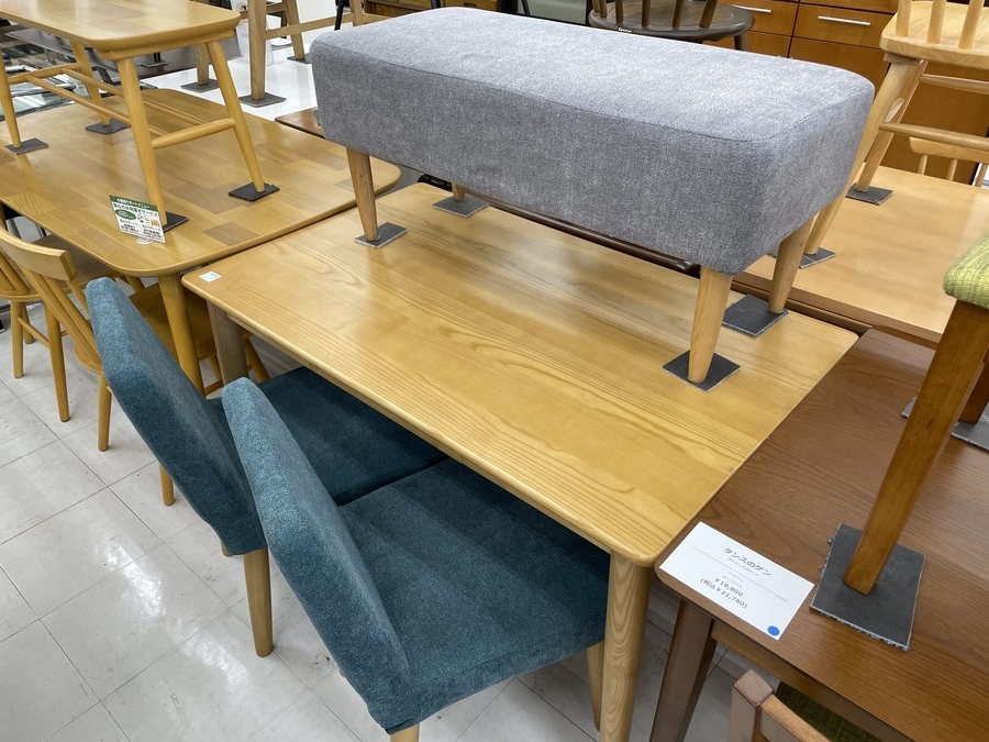 新入荷！ B-COMPANY(ビーカンパニー) ベンチダイニングセット