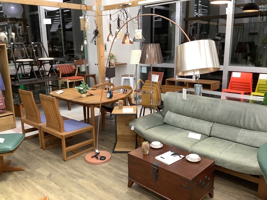 WOOD YOU LIKE COMPANY(ウッドライクユーカンパニー)】樹木に WOOD YOU LIKE COMPANY(ウッドライクユーカンパニー)】樹木に