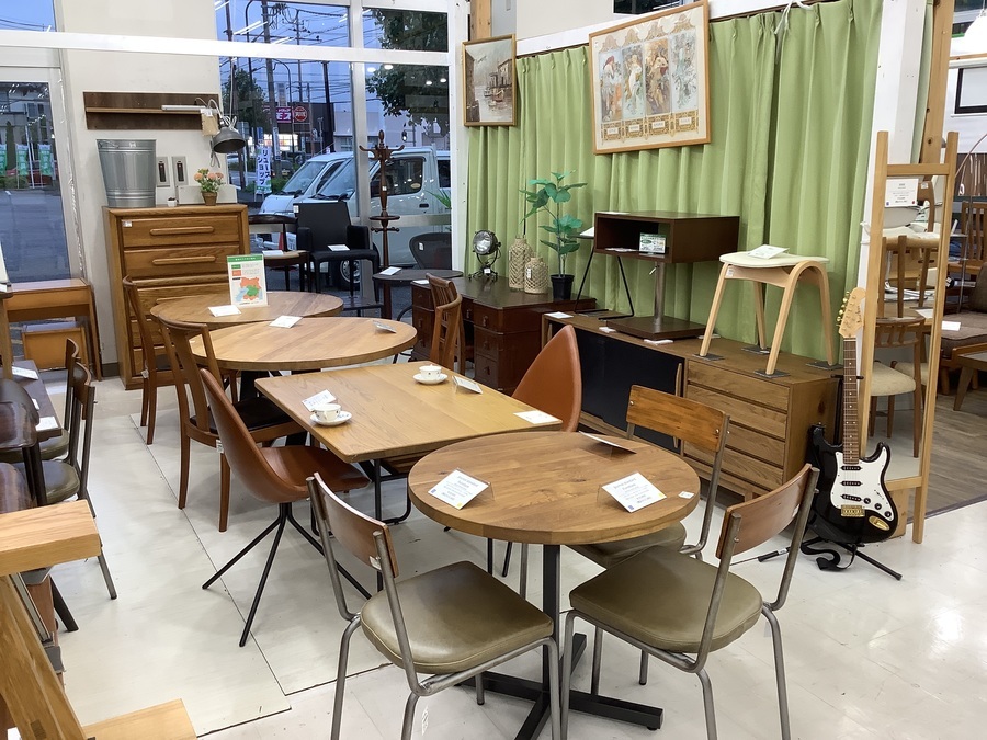 Knot antiques（ノットアンティークス）】杉古材使用の