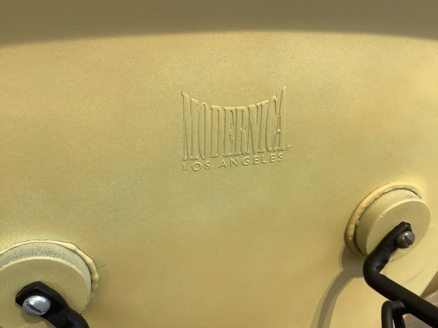 MODERNICA（モダニカ）】ミッドセンチュリーデザインのアームシェル