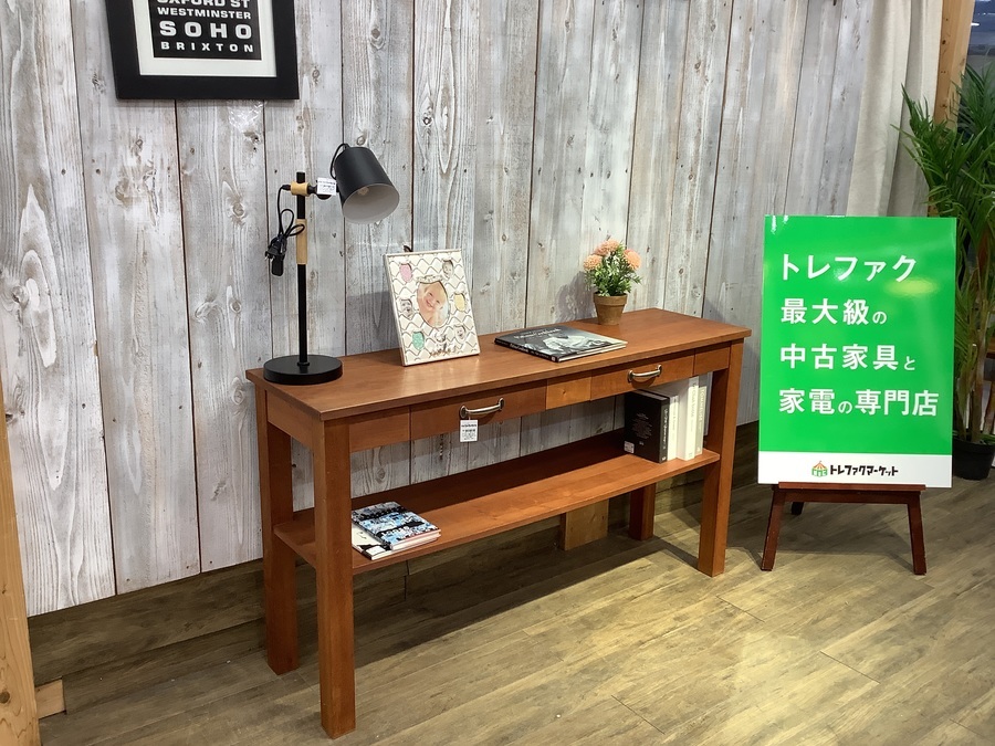 ACTUS（アクタス）】使い勝手のよいフランス製のコンソールテーブル