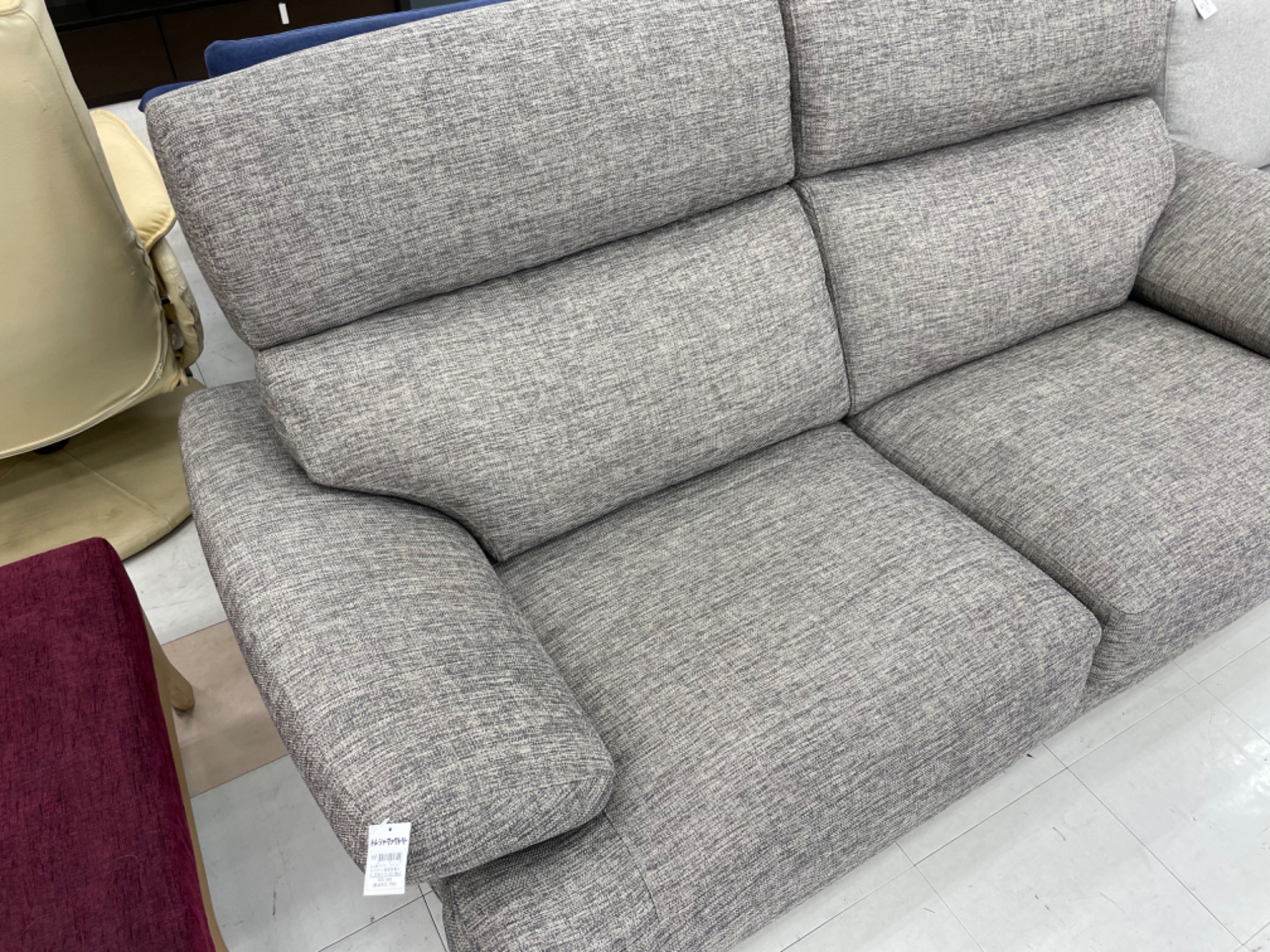 新入荷！ ニトリ 3人掛けソファ NポケットA13 3Pをご紹介