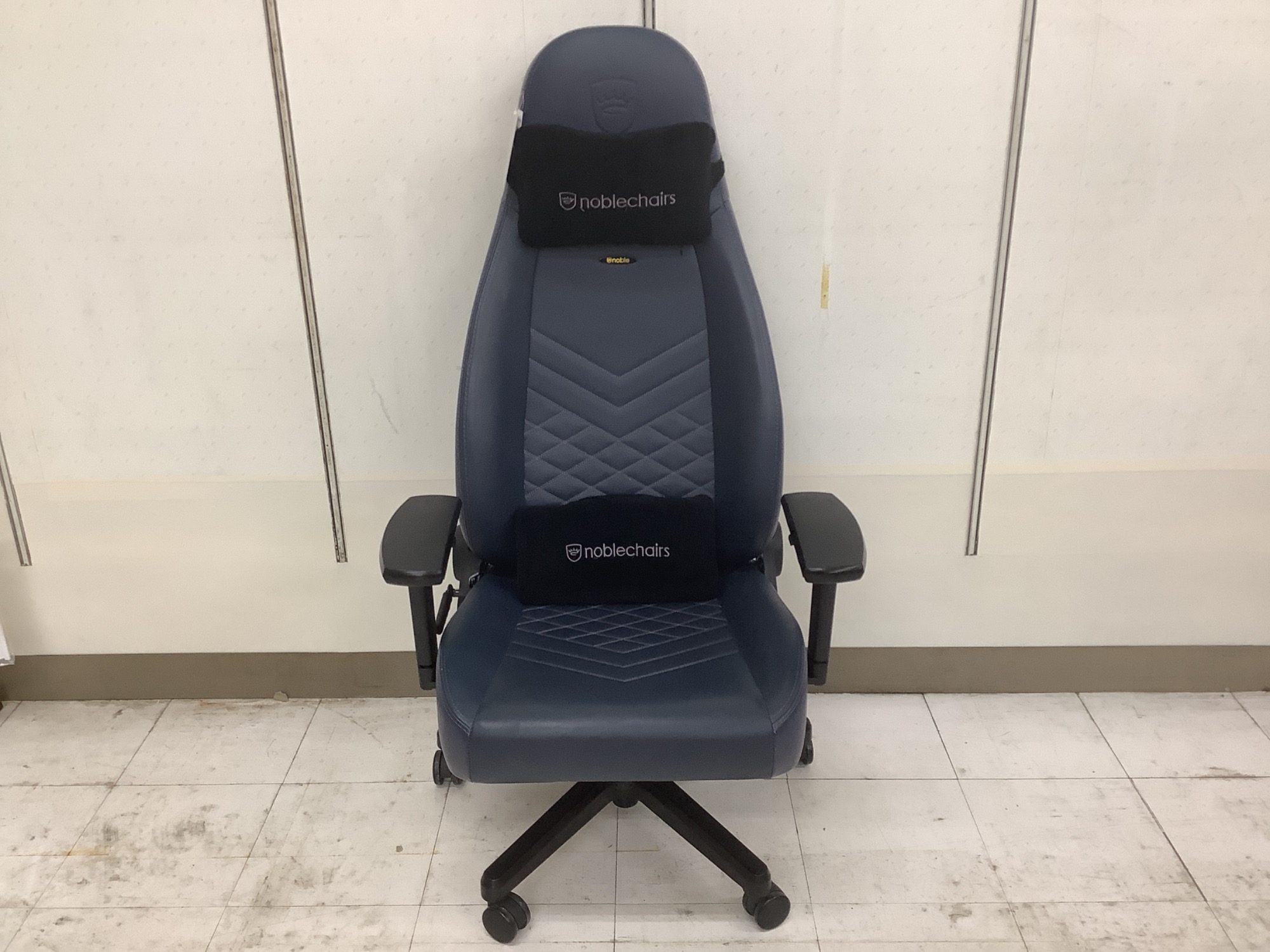 新入荷！ noblechairs (ノーブルチェアーズ) ICON (アイコン) リアル 