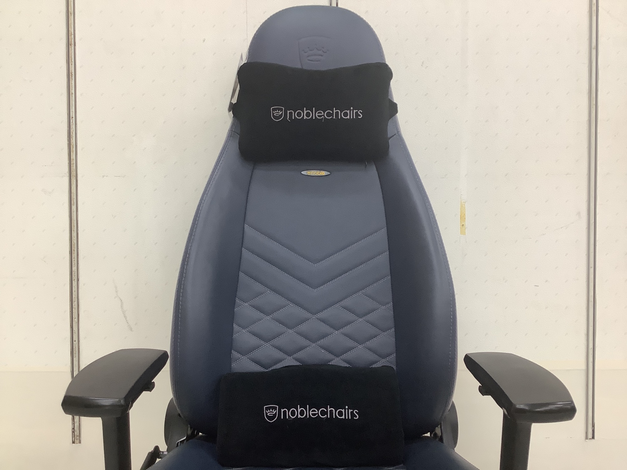 新入荷！ noblechairs (ノーブルチェアーズ) ICON (アイコン) リアル