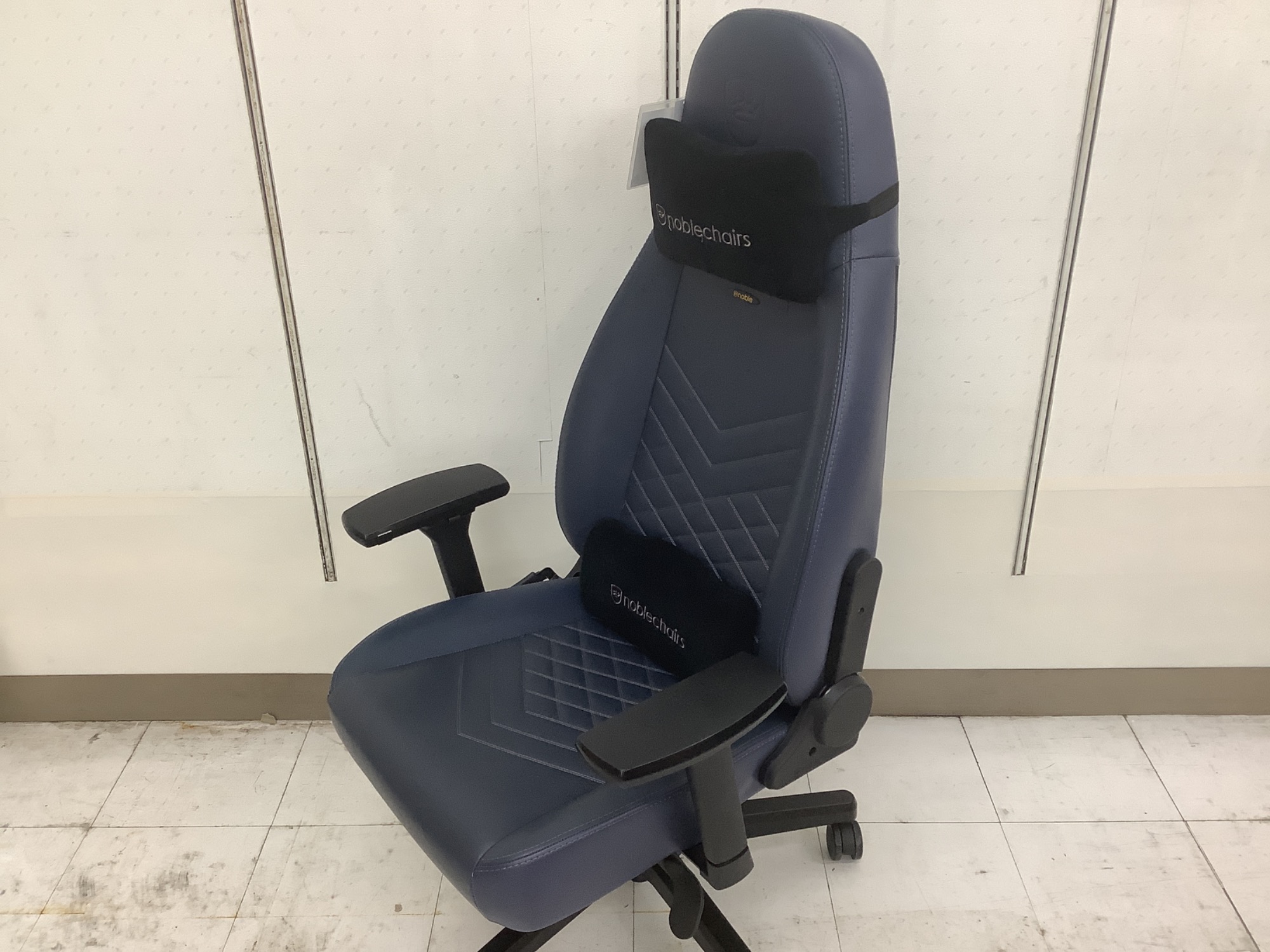新入荷！ noblechairs (ノーブルチェアーズ) ICON (アイコン) リアル
