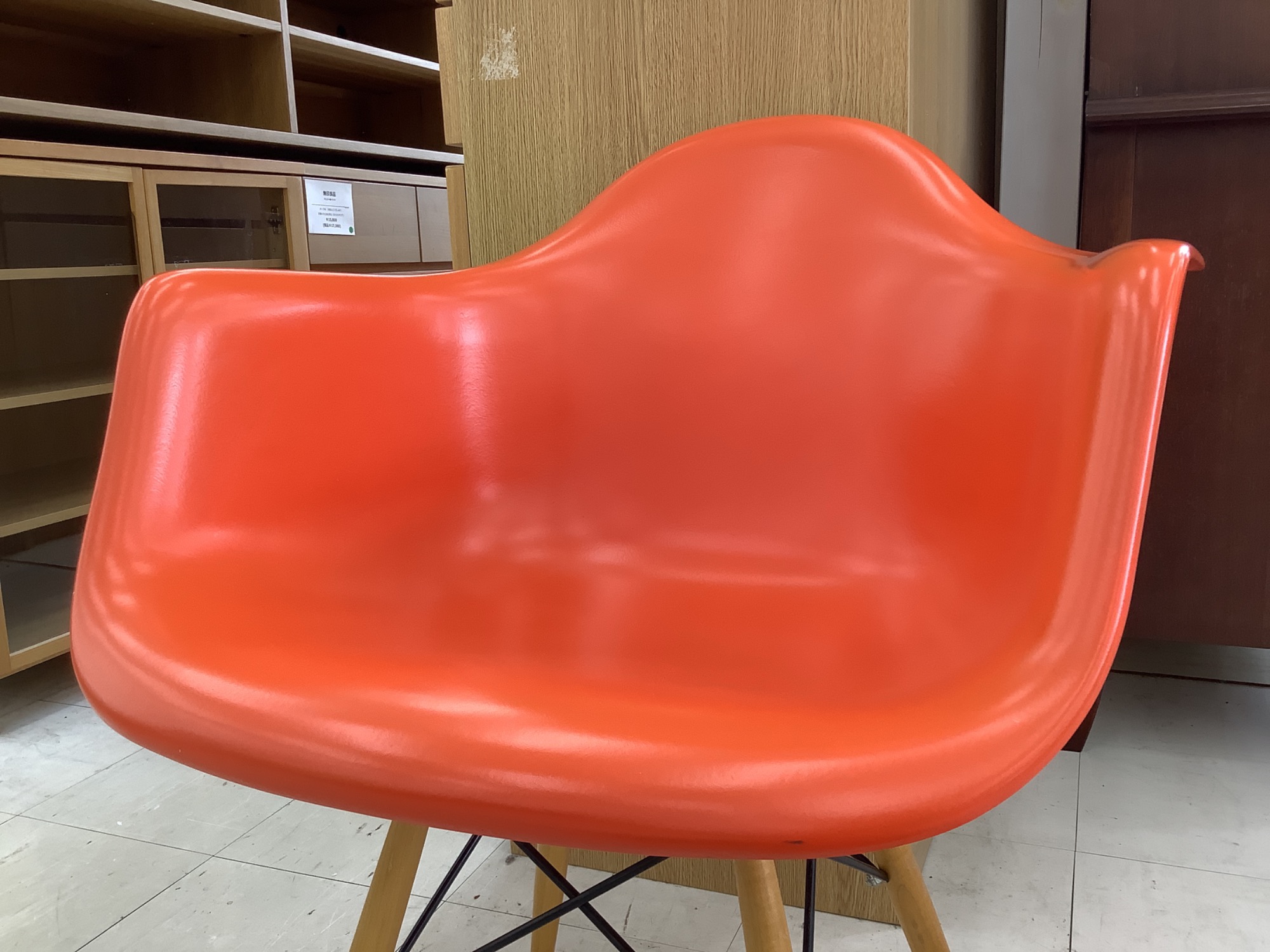 オンラインストア掲載中！ MODERNICA(モダニカ) アームシェルチェアの