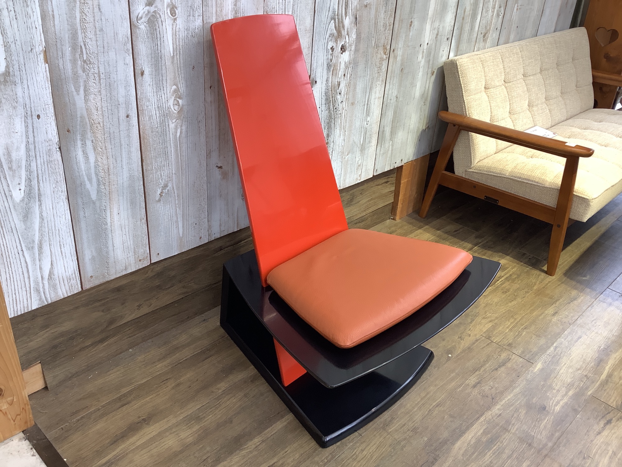 MORISHIGE】漆塗の技術を集結した逸品「彩」シリーズのアームレス