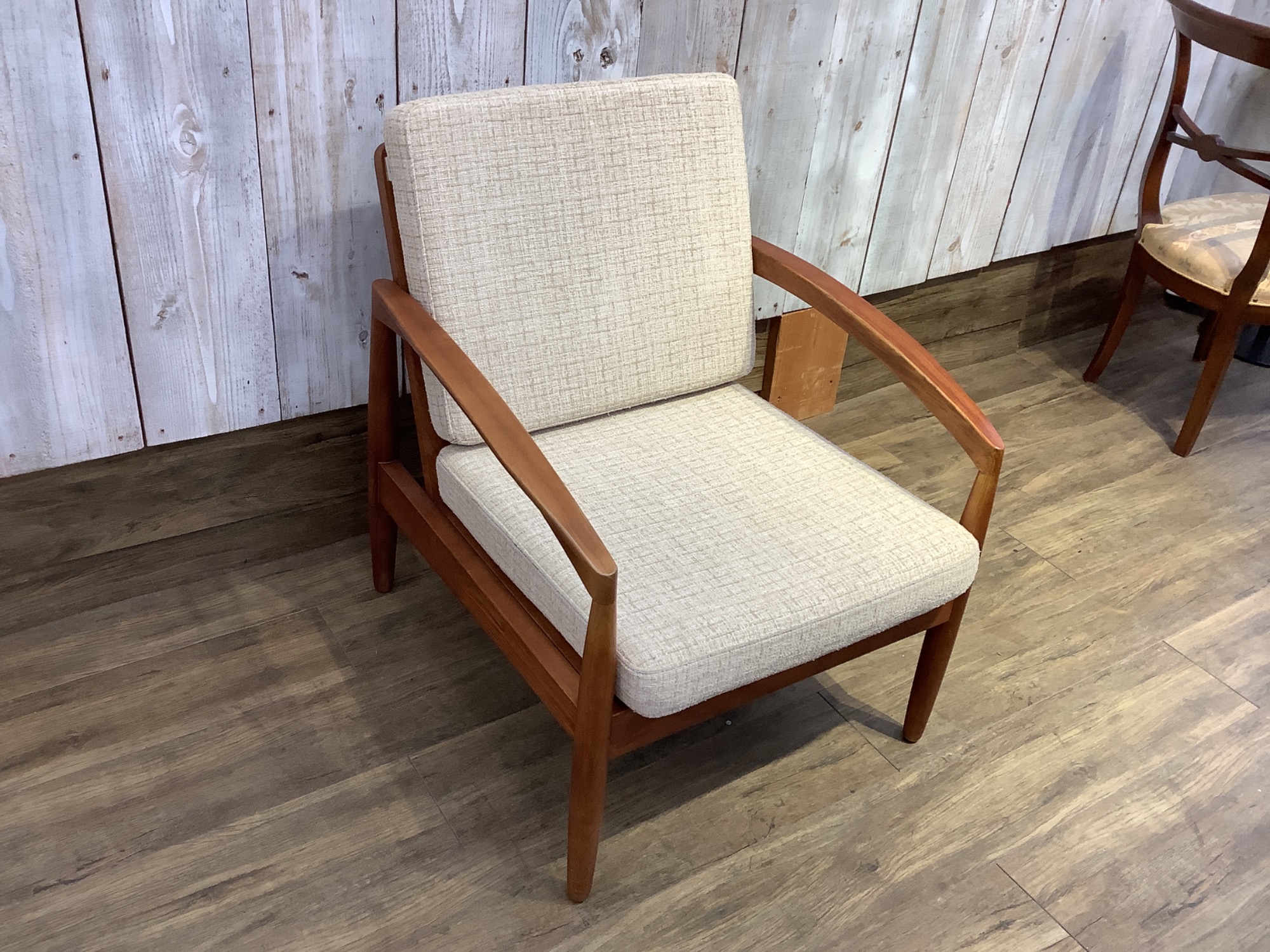 コスパクリエーション】北欧デザインの1人掛けソファ（YS-18246）が2脚