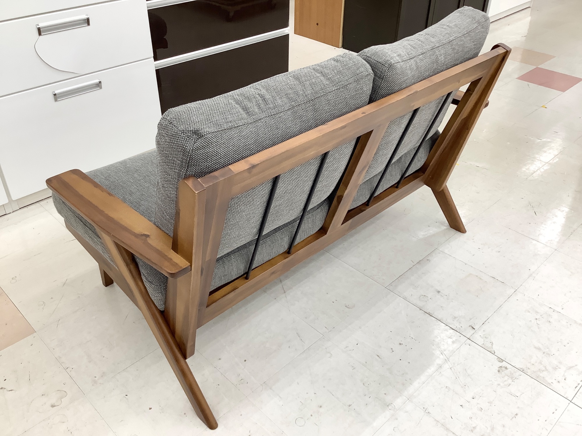 UNICO(ウニコ) スウェラ カバーリングソファ が入荷しました UNICO(ウニコ) スウェラ カバーリングソファ が入荷しました
